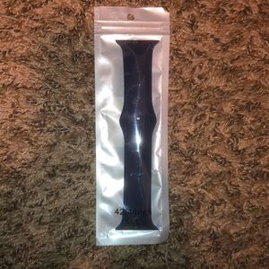Apple Watch band fits series 3 color is navy blue silicone is 42/44 mm M/L